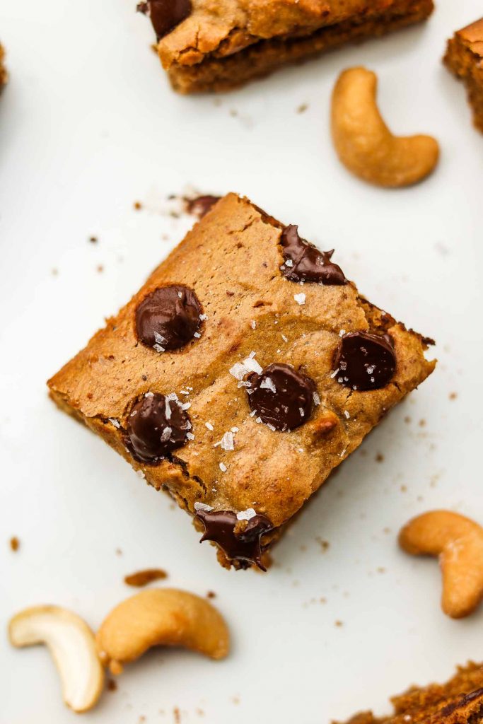 cashew butter blondies with chocolate chips on top